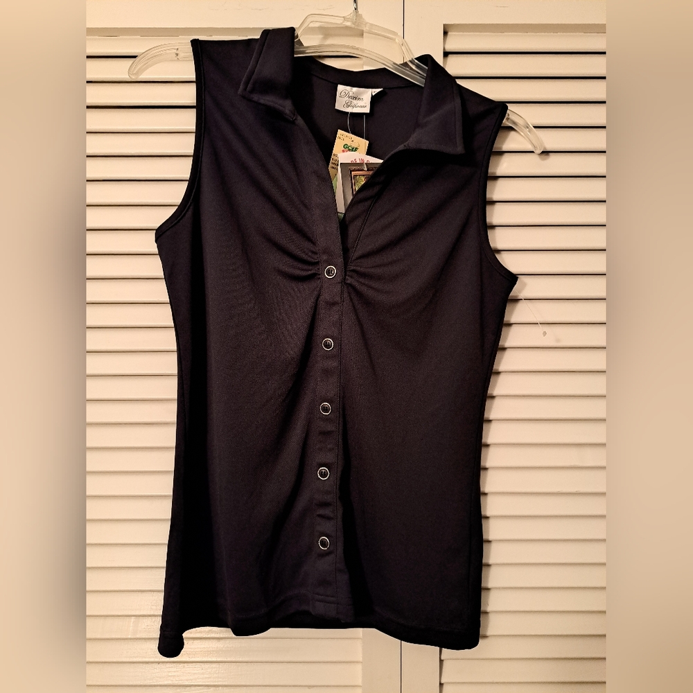Black sleeveless golf shirt
